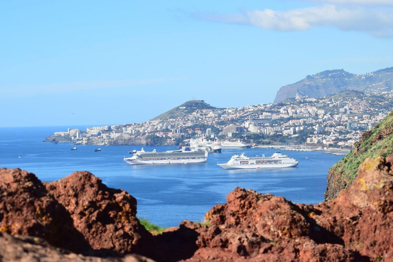 Bright Studio Funchal  Luaran gambar